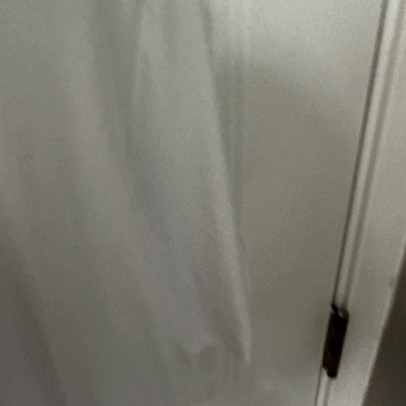 fabletics white shirt - Picture 3 of 4